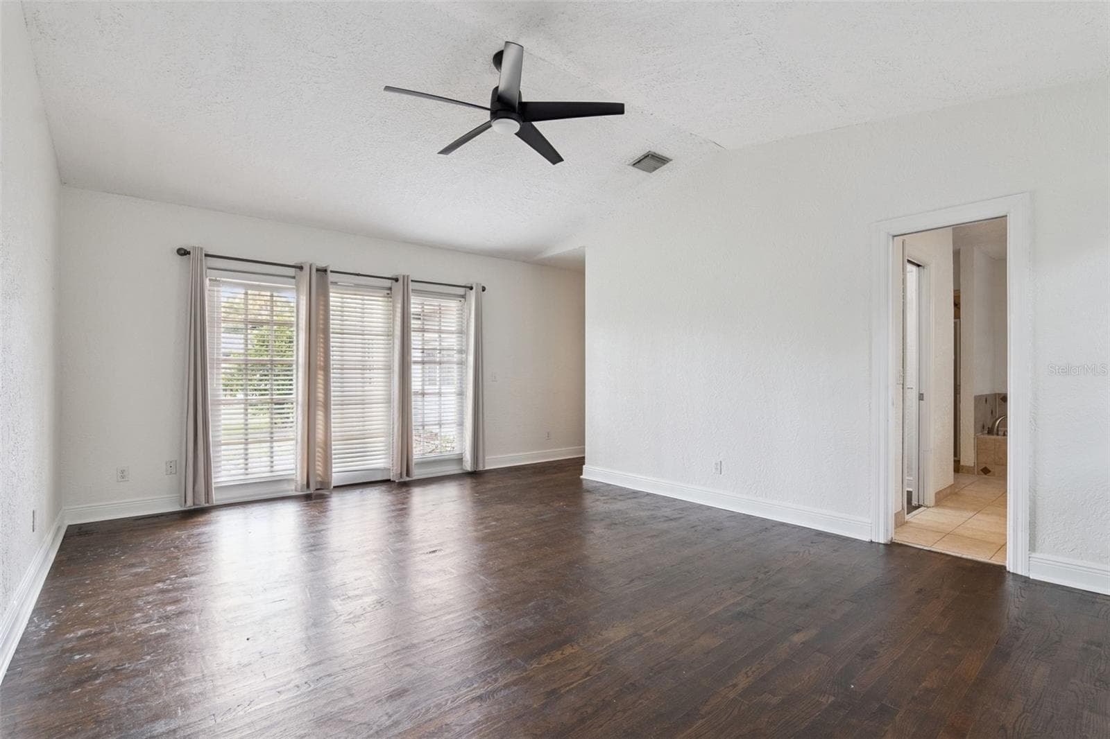 Single Family Residence at 207 S SUMMERLIN AVE, SANFORD, photo 11 of 50