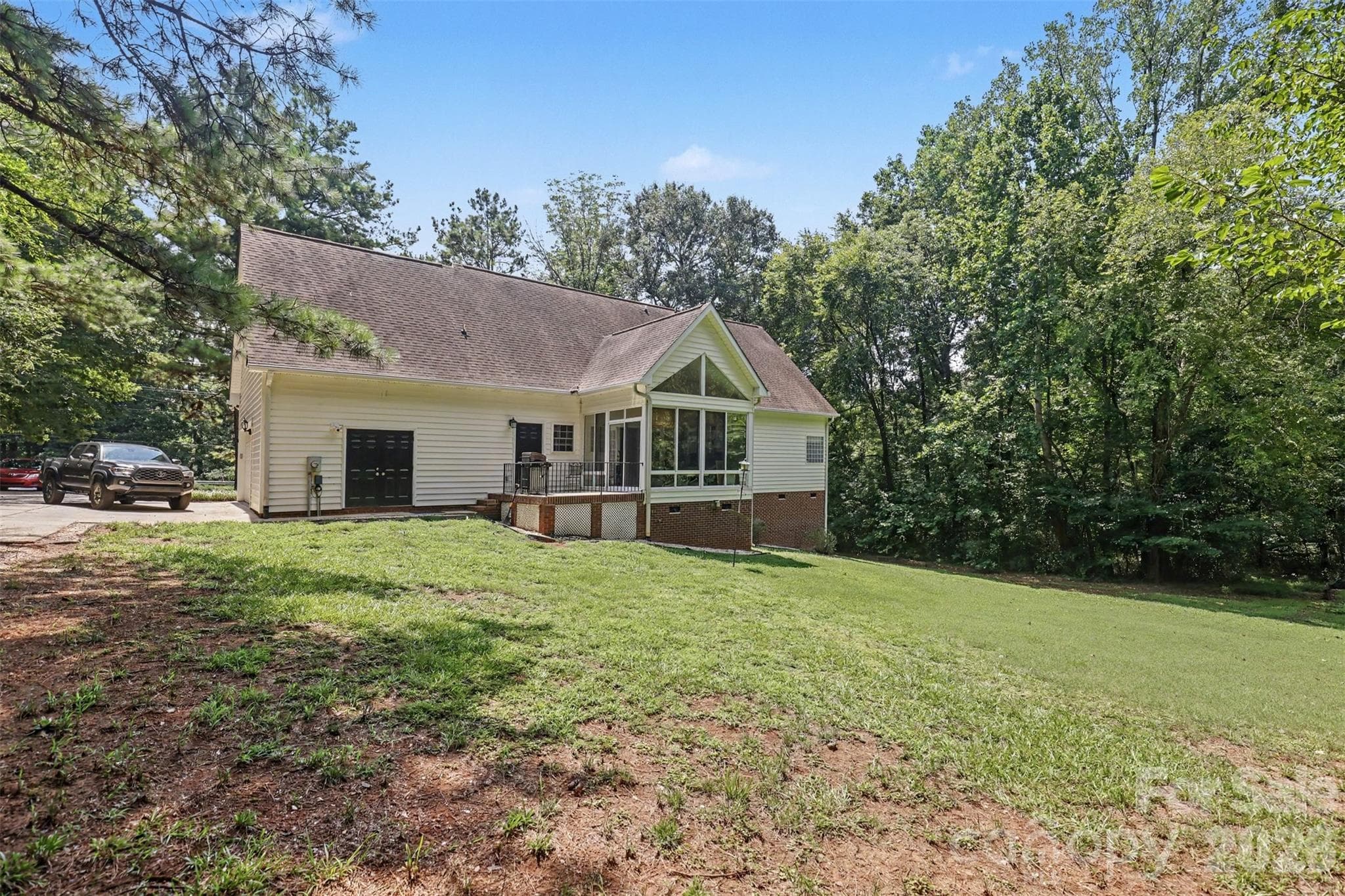 Single Family Residence at 8401 Shelley Mullis Road, Fort Mill, photo 38 of 40