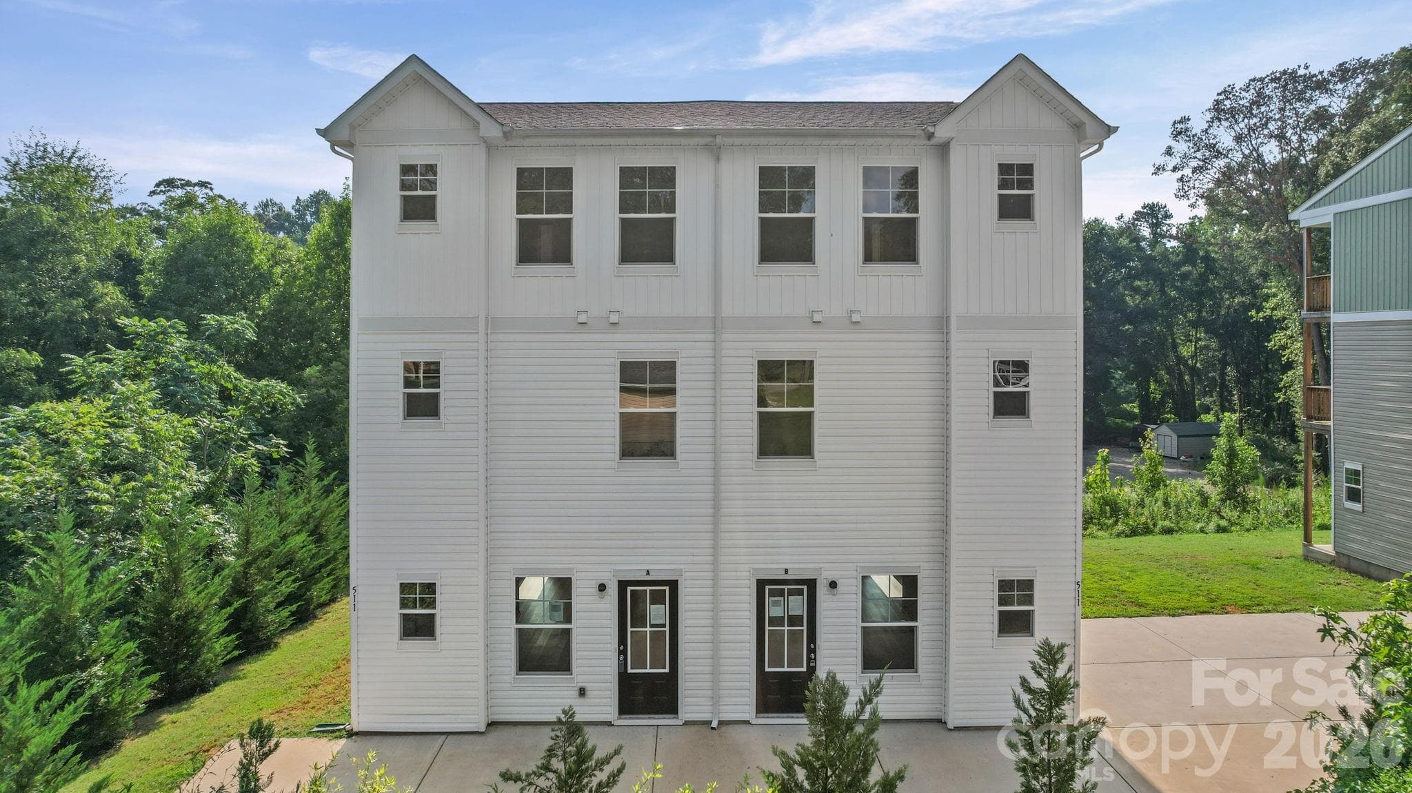 511 N Hill Street