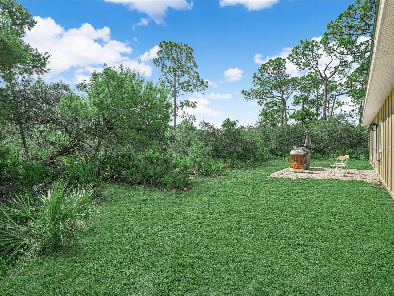 Back of home - 10134 S ORANGE BLOSSOM BLVD, SEBRING