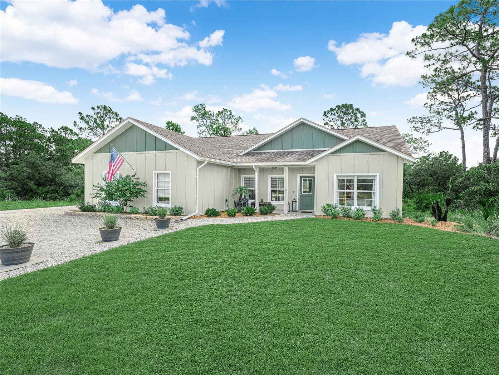 Front of home - 10134 S ORANGE BLOSSOM BLVD, SEBRING