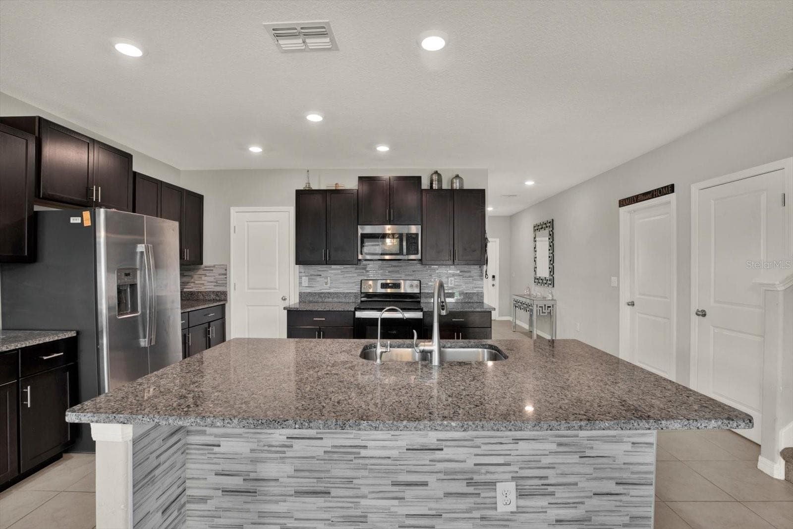 Single Family Residence at 13524 WILD GINGER ST, RIVERVIEW, photo 15 of 59