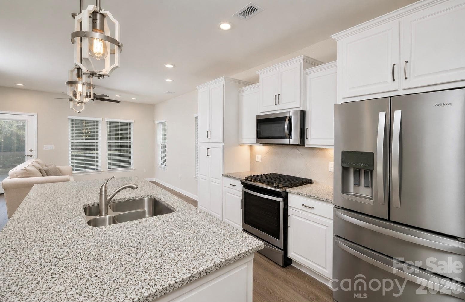 Single Family Residence at Lancaster, photo 4 of 21