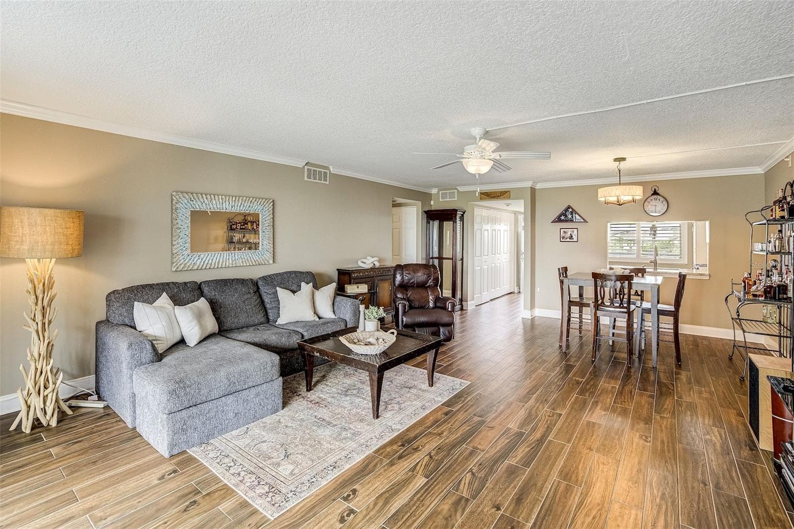 Living and Dining Room - 1581 GULF BLVD #203N, CLEARWATER BEACH