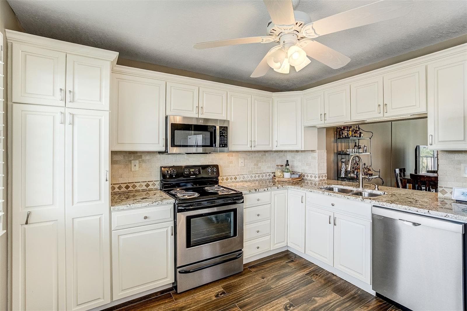 Kitchen With Stainless Steel Appliances - 1581 GULF BLVD #203N, CLEARWATER BEACH