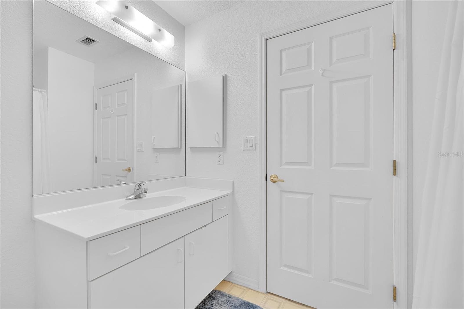 Bathroom 2 - 5725 GREENWOOD AVE #4201, NORTH PORT