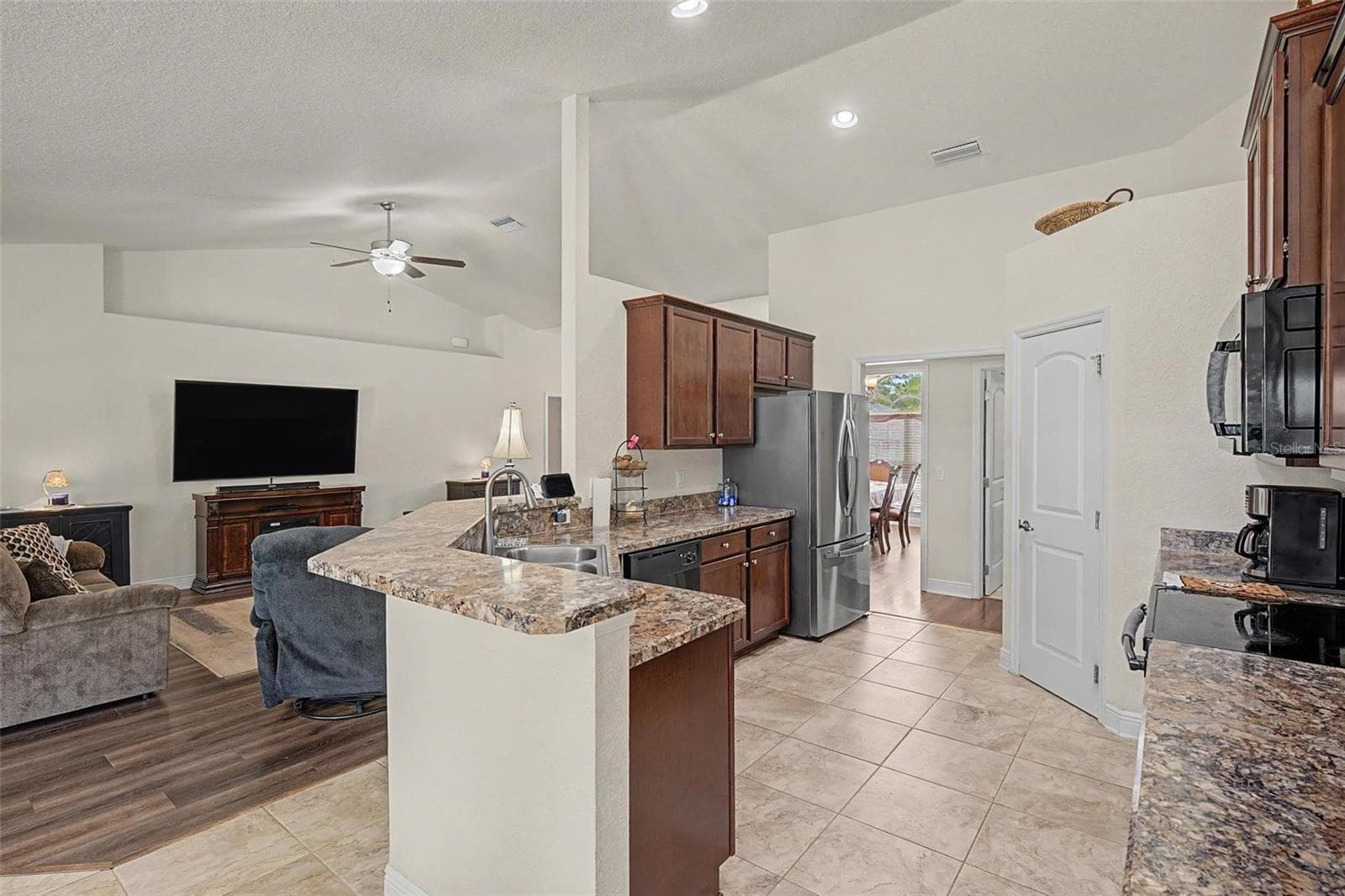 Single Family Residence at 12258 HARRIS HAWK RD, WEEKI WACHEE, photo 10 of 40