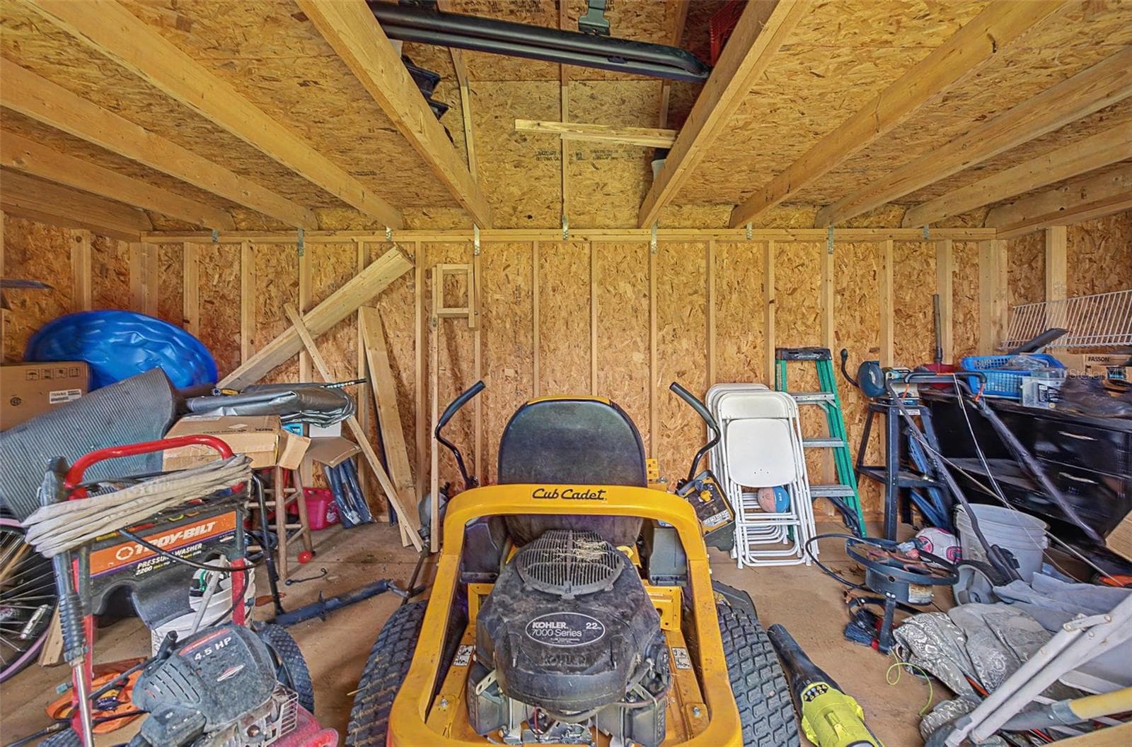 10x20 Shed with tons of storage - 12258 HARRIS HAWK RD, WEEKI WACHEE