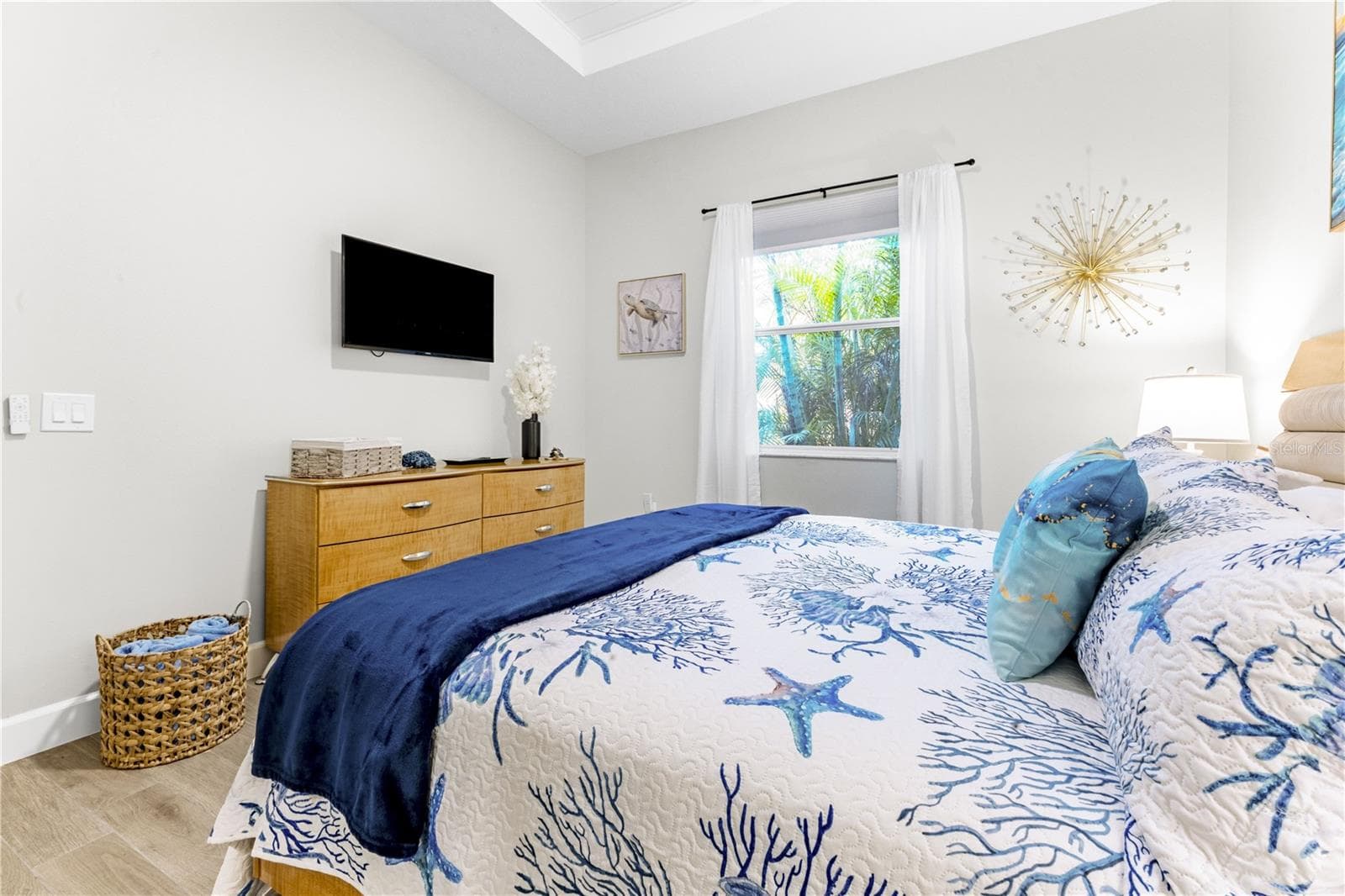 Duplex at 2047 ROSELAWN ST, SARASOTA, photo 29 of 41