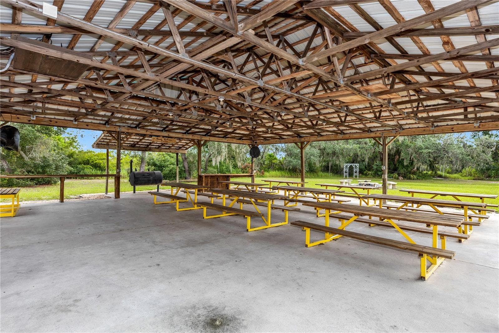 Single Family Residence at 1213 BUTCH CASSIDY TRL, WIMAUMA, photo 33 of 36