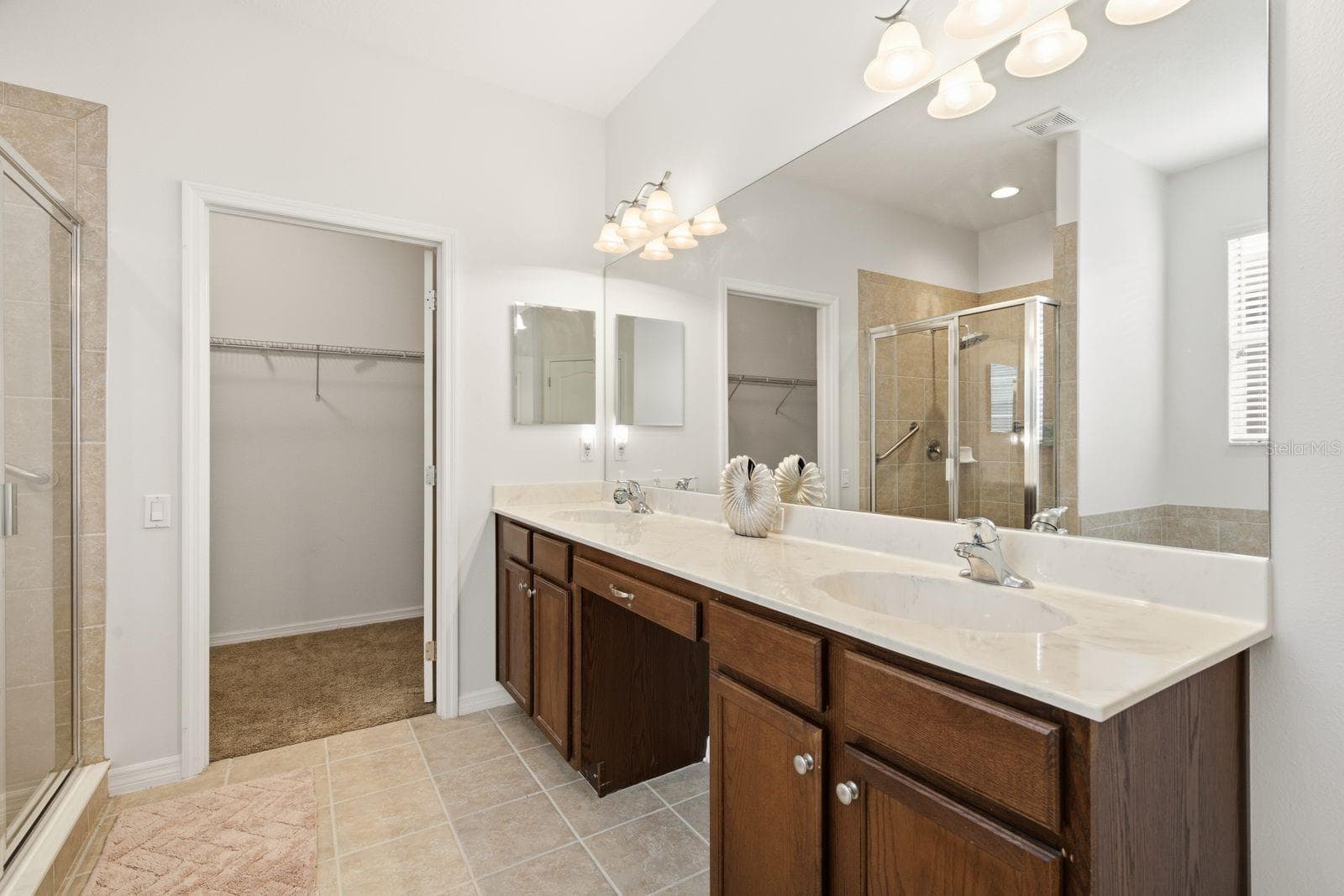 Primary Bathroom - 14830 POTTERTON CIR, HUDSON