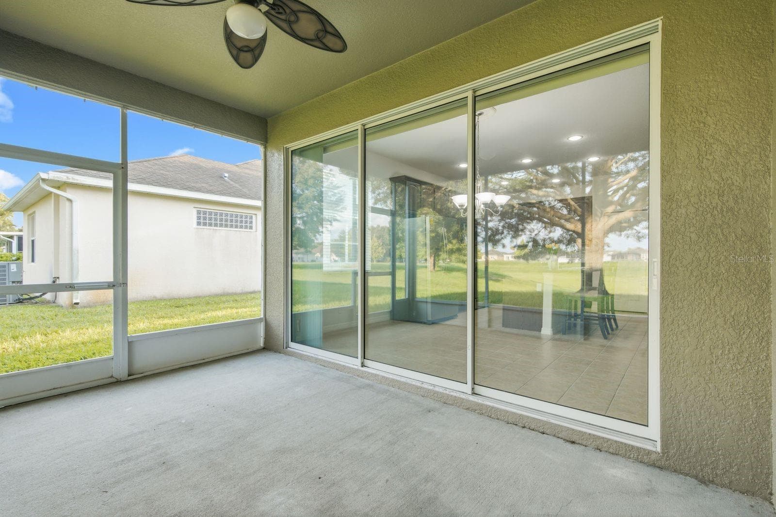 Screened Porch - 14830 POTTERTON CIR, HUDSON
