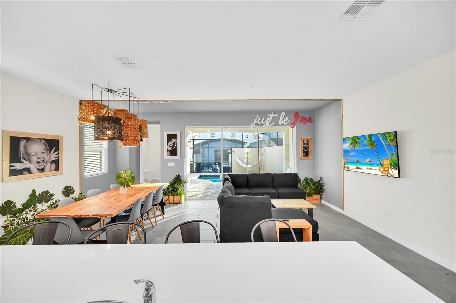 Townhouse at 1672 TROPICAL PALMS CIR, KISSIMMEE, photo 11 of 46