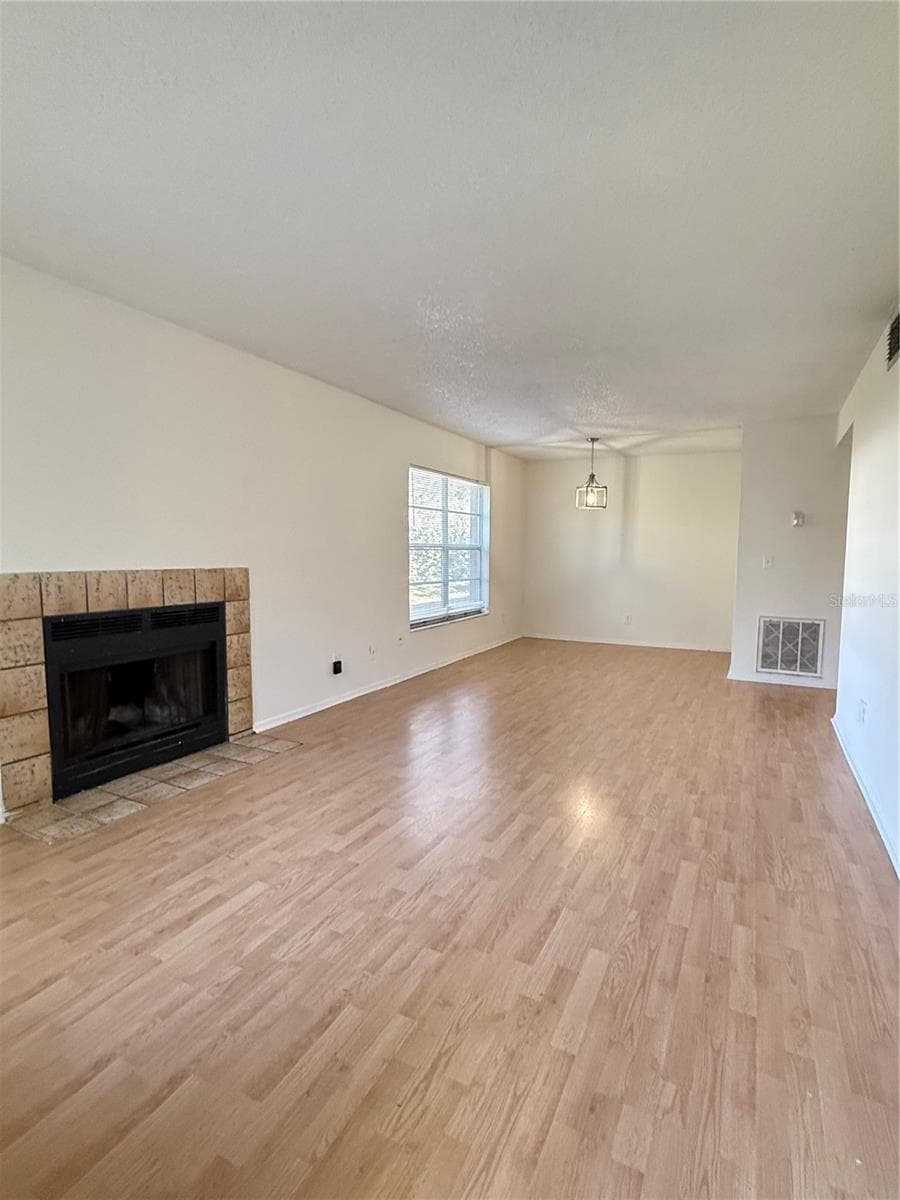 Condominium at 14308 HANGING MOSS CIR #102, TAMPA, photo 4 of 34