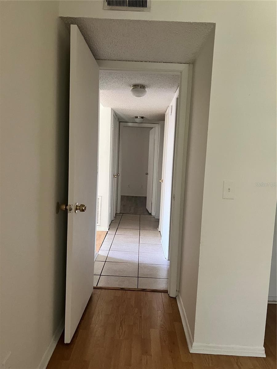 Condominium at 14308 HANGING MOSS CIR #102, TAMPA, photo 17 of 34