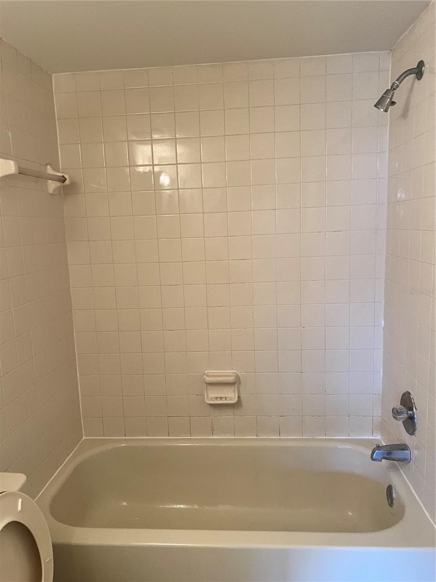 Condominium at 14308 HANGING MOSS CIR #102, TAMPA, photo 28 of 34