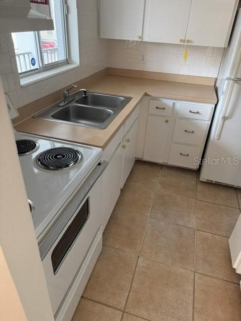Kitchen - 2223 SUNSET DR #E24, BRADENTON