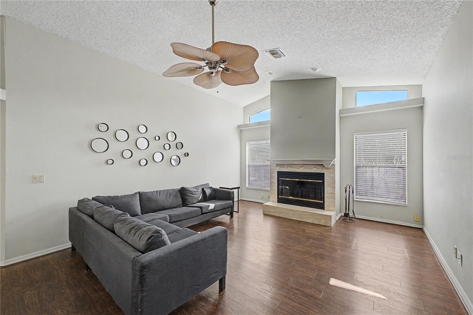 Single Family Residence at 1364 OVERLAND DR, SPRING HILL, photo 18 of 52