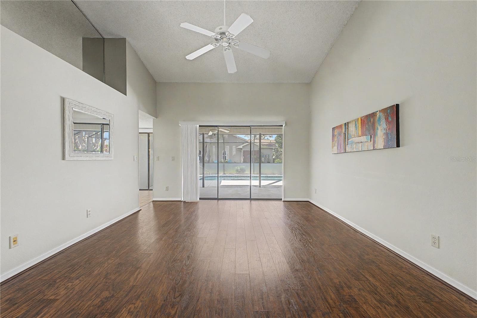 Living Room - 1364 OVERLAND DR, SPRING HILL