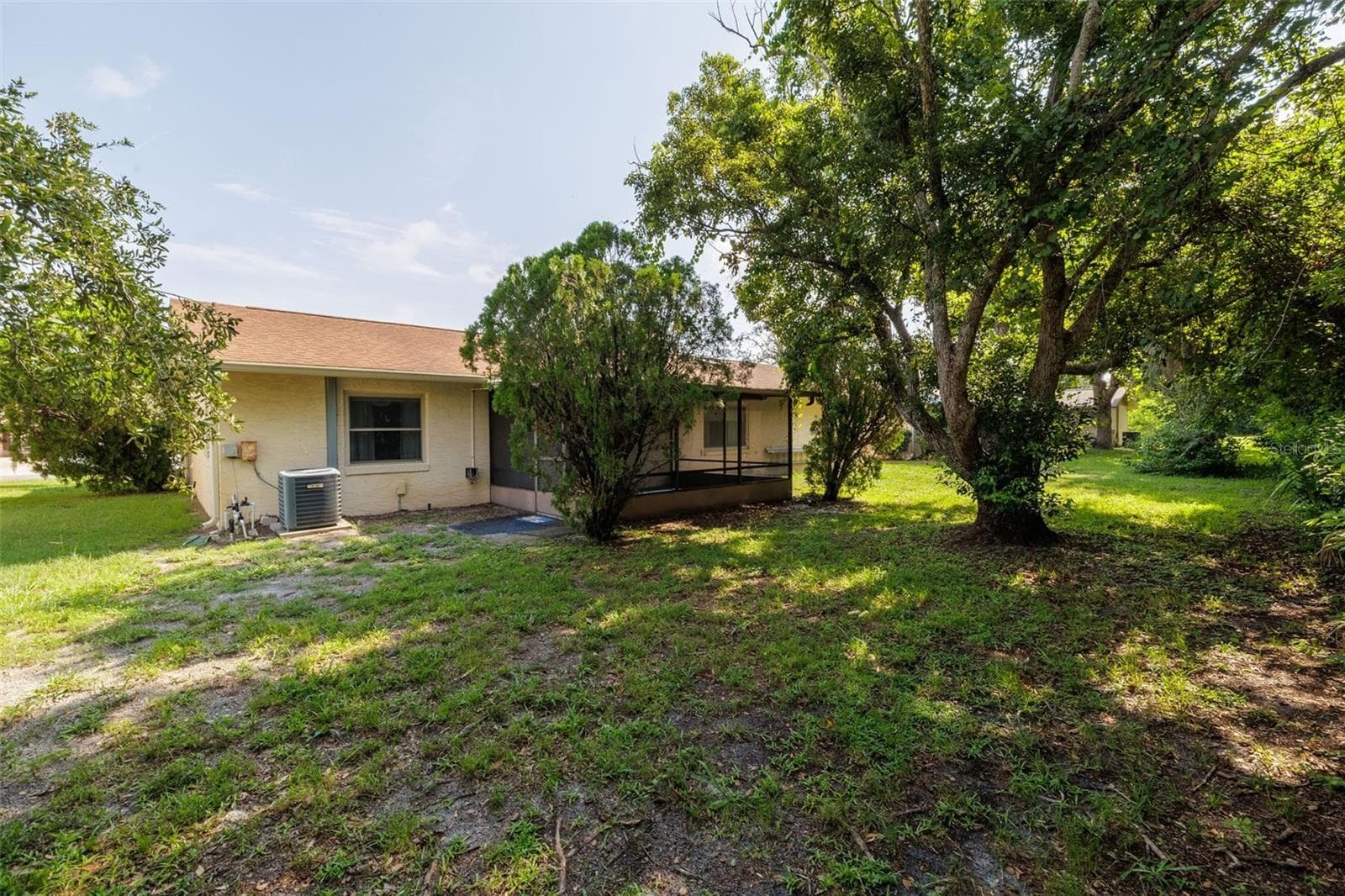 Backyard - 229 GEORGETOWNE BLVD, DAYTONA BEACH