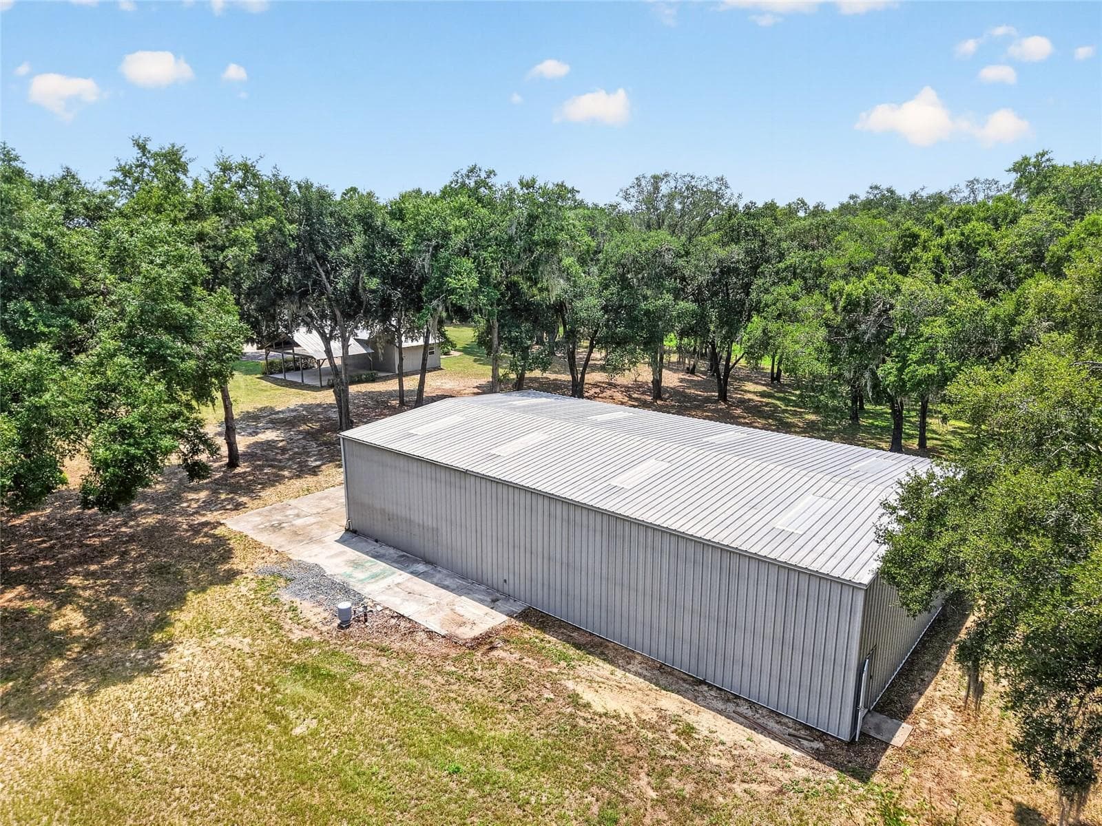 Single Family Residence at 12499 E HIGHWAY 25, OCKLAWAHA, photo 4 of 100