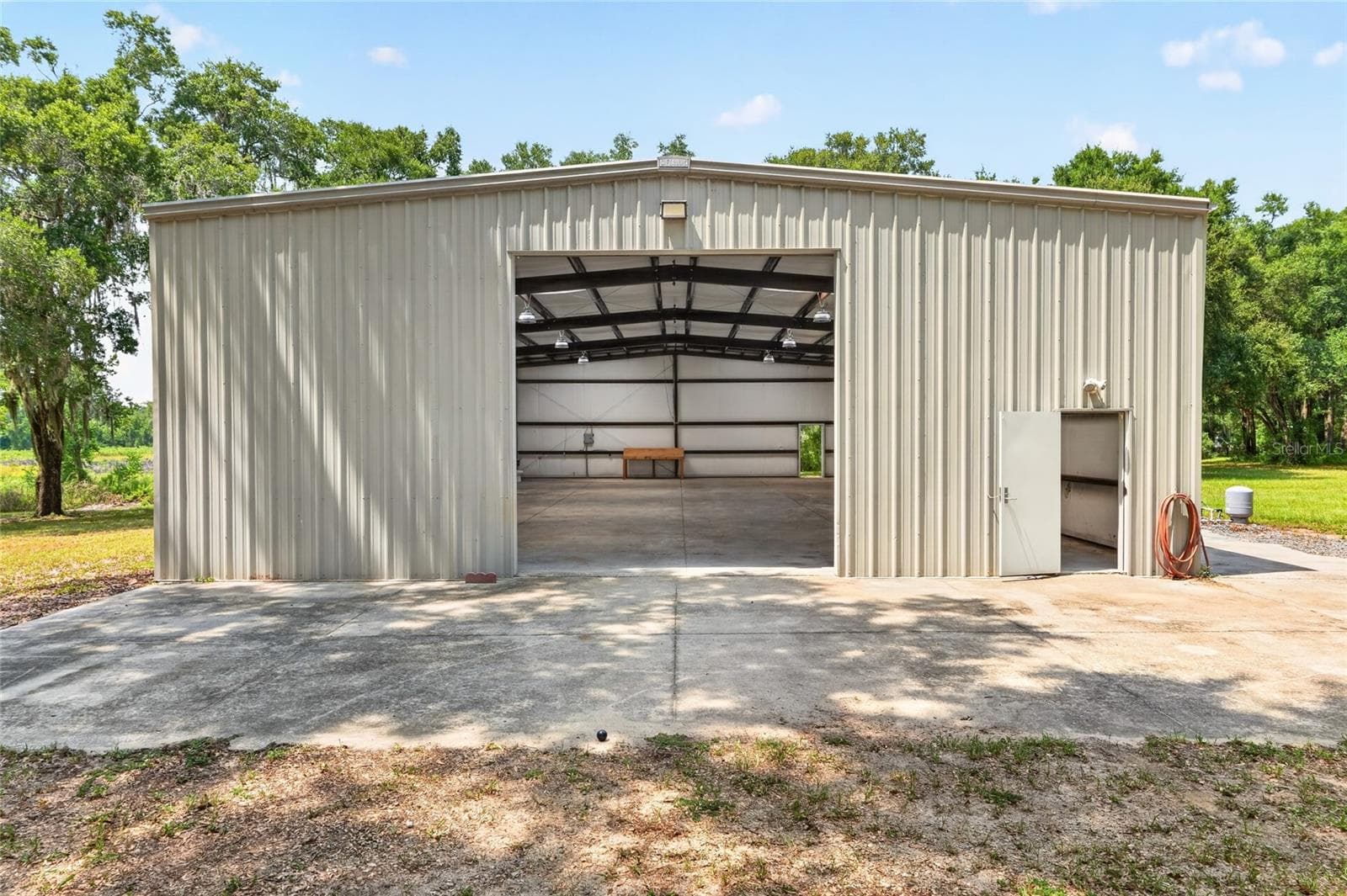 Single Family Residence at 12499 E HIGHWAY 25, OCKLAWAHA, photo 2 of 100