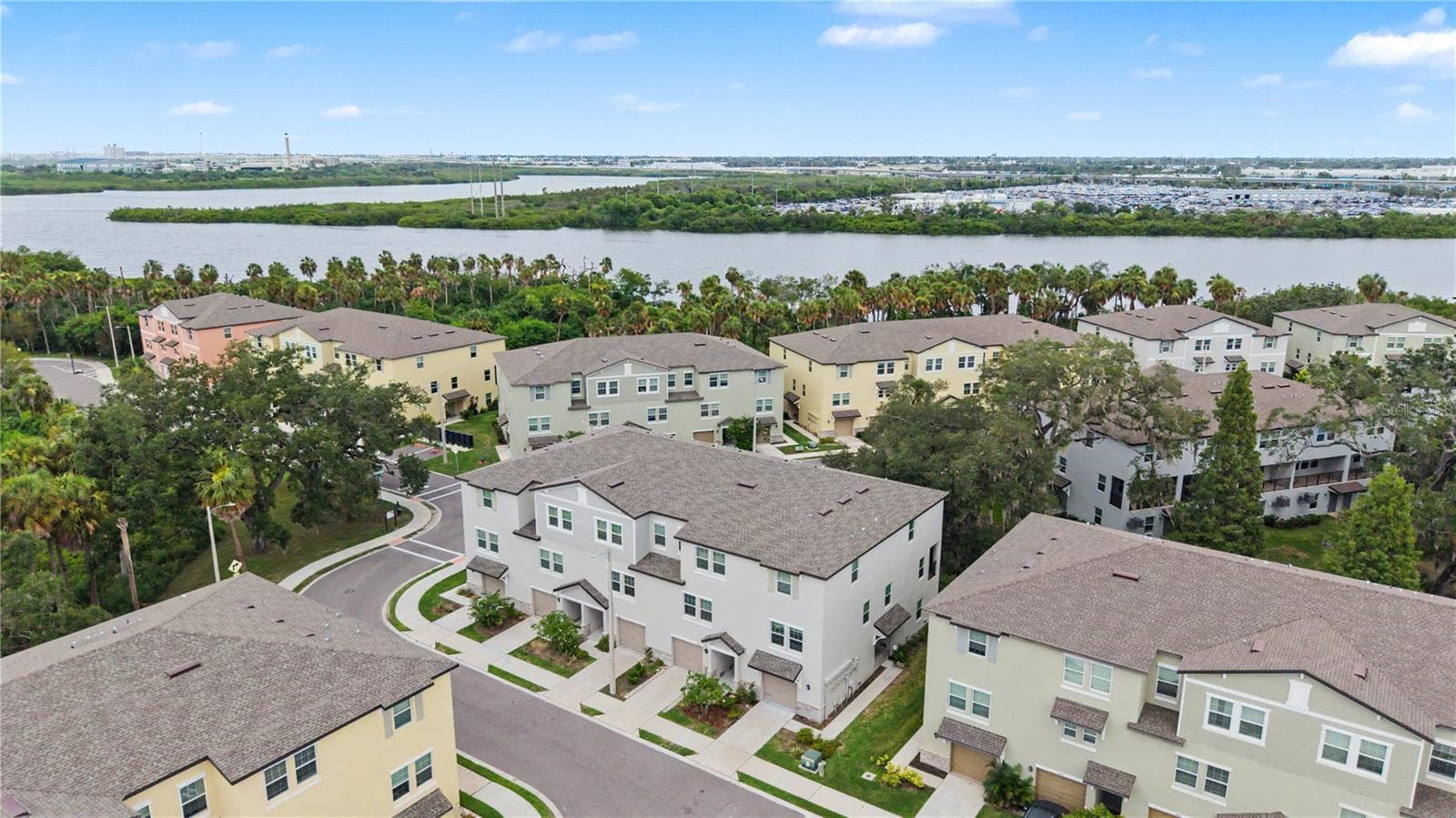 Townhouse at 4607 TUSCAN LOON DR, TAMPA, photo 49 of 50