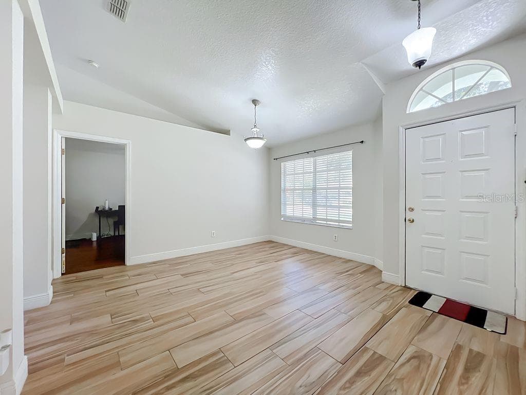 Single Family Residence at 8818 RESERVATION DR, ORLANDO, photo 11 of 52