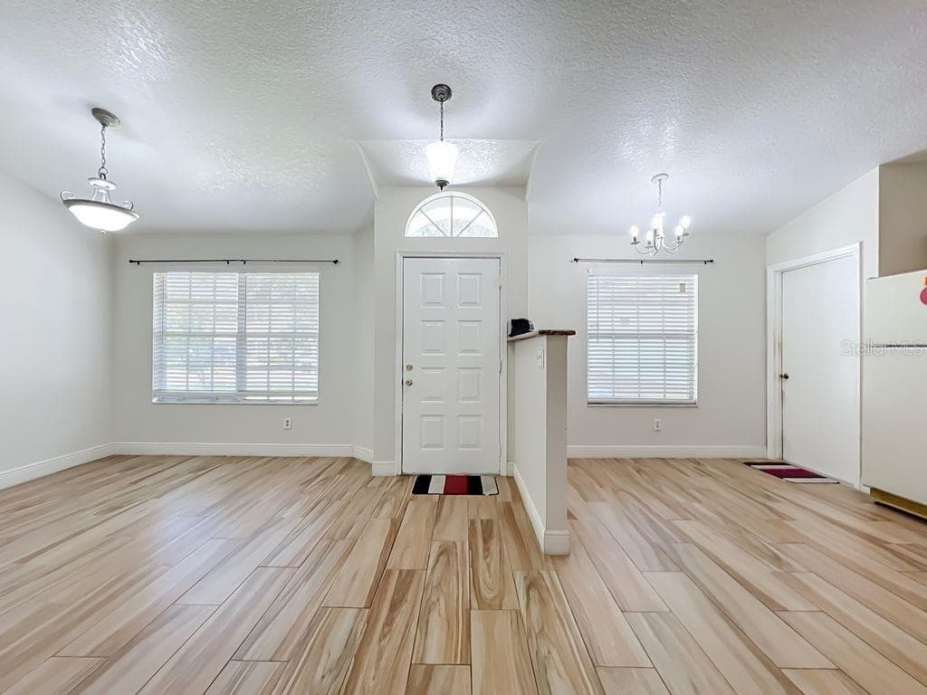 Single Family Residence at 8818 RESERVATION DR, ORLANDO, photo 5 of 52