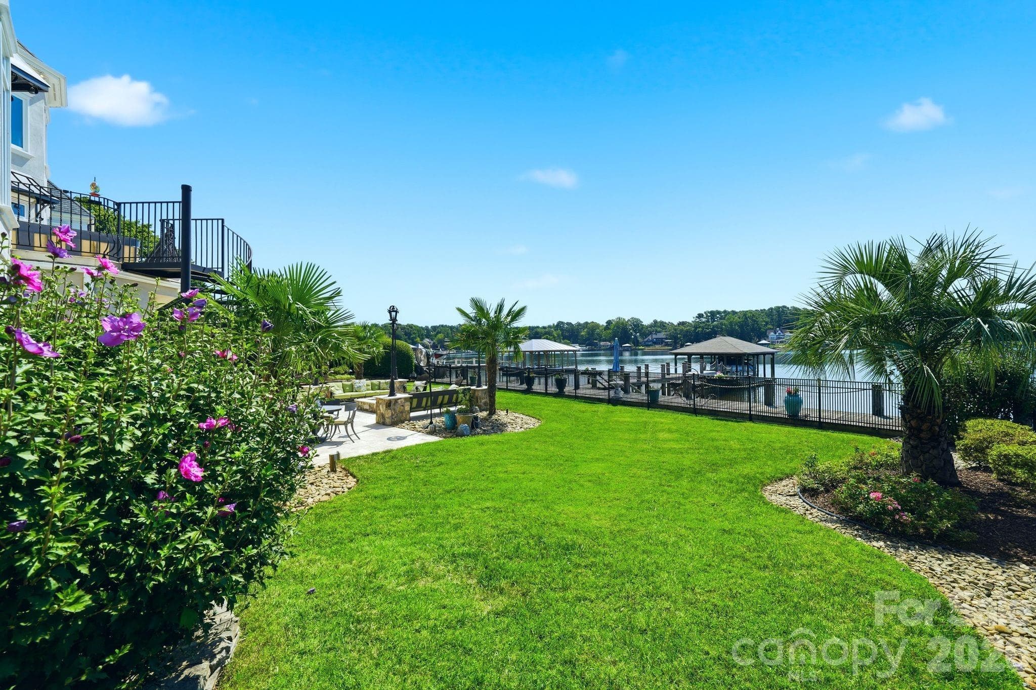 Single Family Residence at 18332 Harbor Light Boulevard, Cornelius, photo 40 of 48