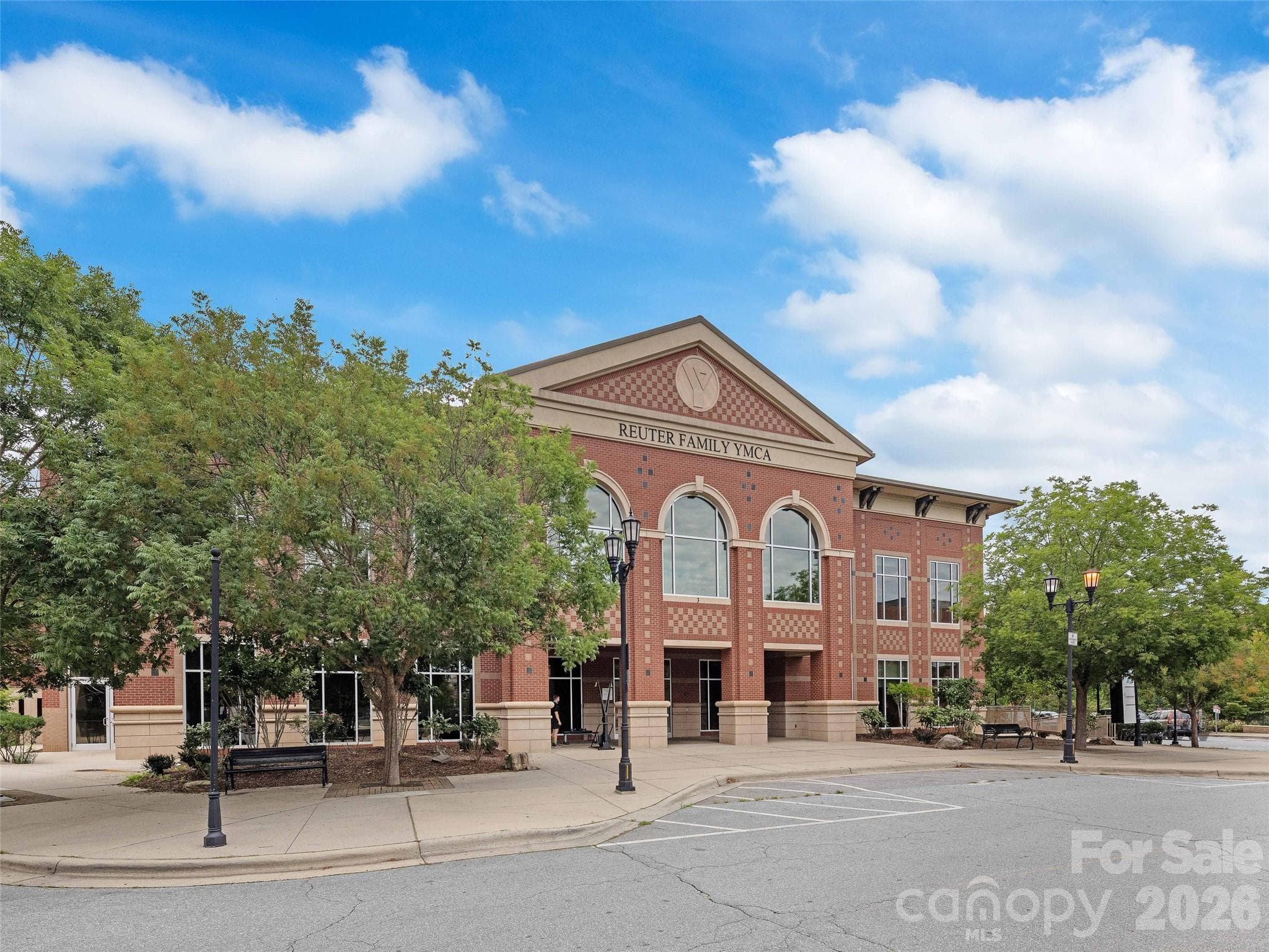 Community Business - 5 Farleigh Street, Asheville