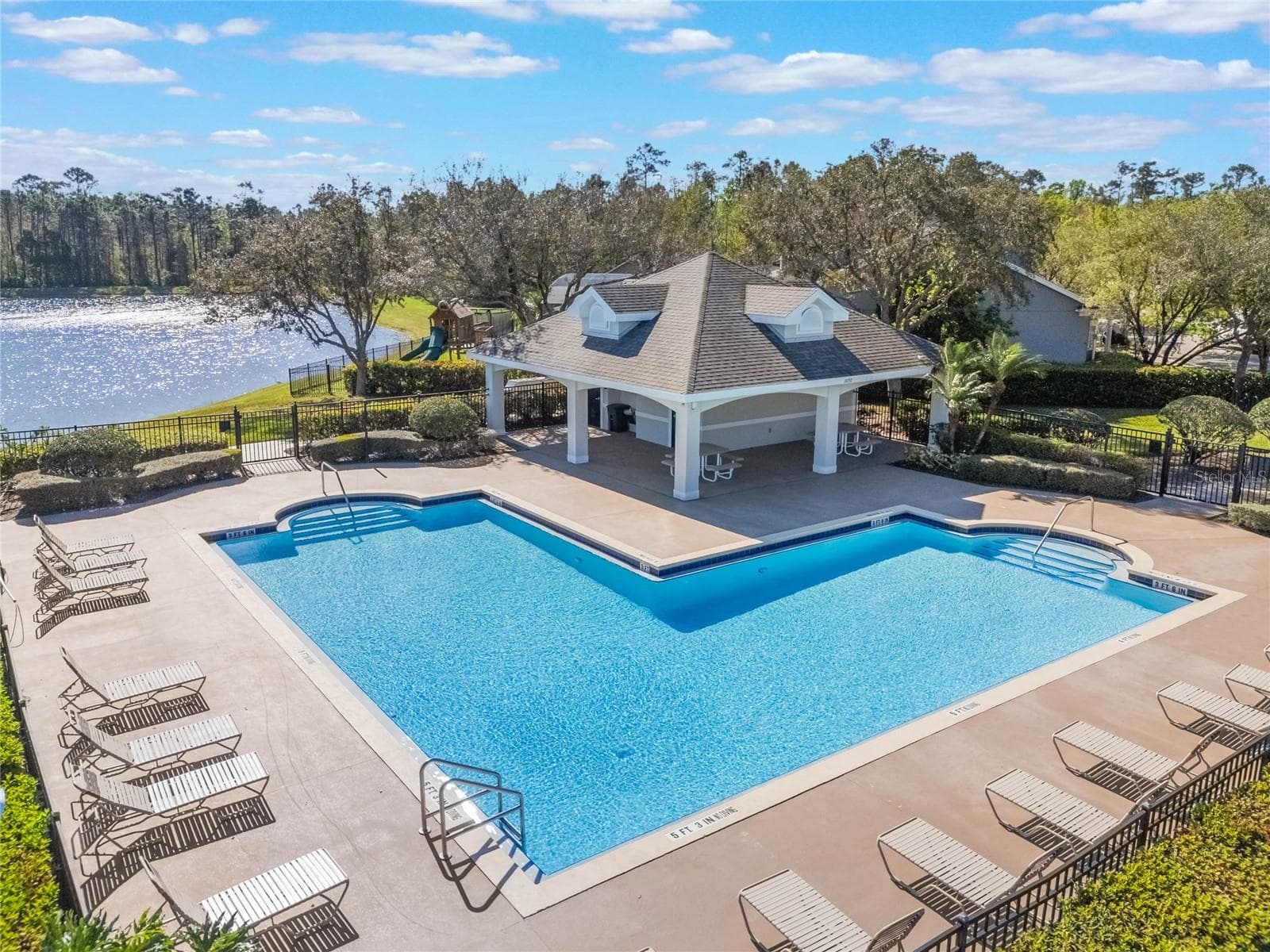 Lakefront Pools - 3026 WILD TAMARIND BLVD #3026, ORLANDO