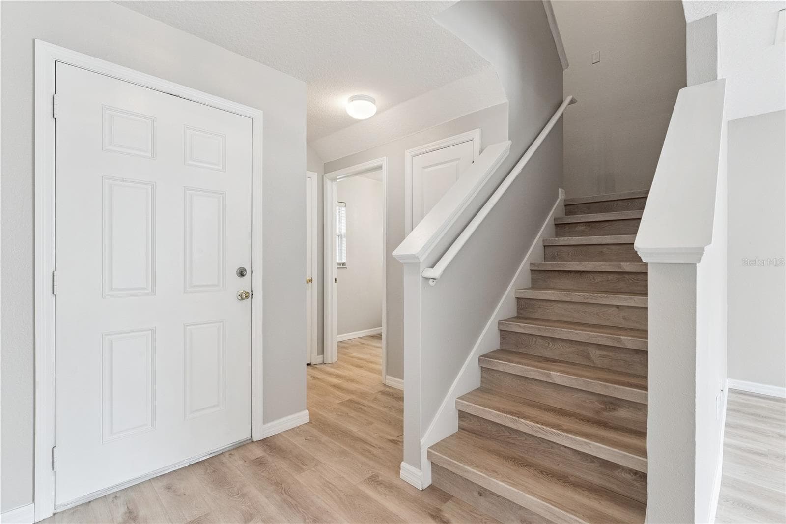 Elegant Entryway - 3026 WILD TAMARIND BLVD #3026, ORLANDO