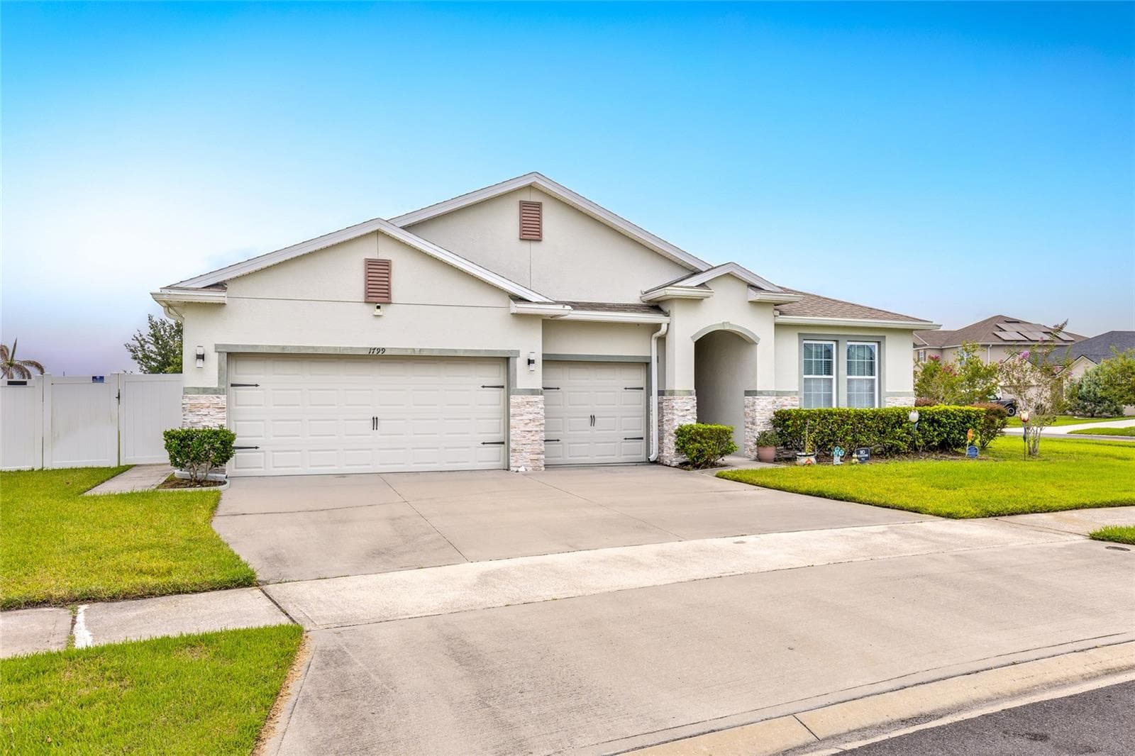 Single Family Residence at 1799 RANGER HIGHLANDS RD, KISSIMMEE, photo 3 of 57