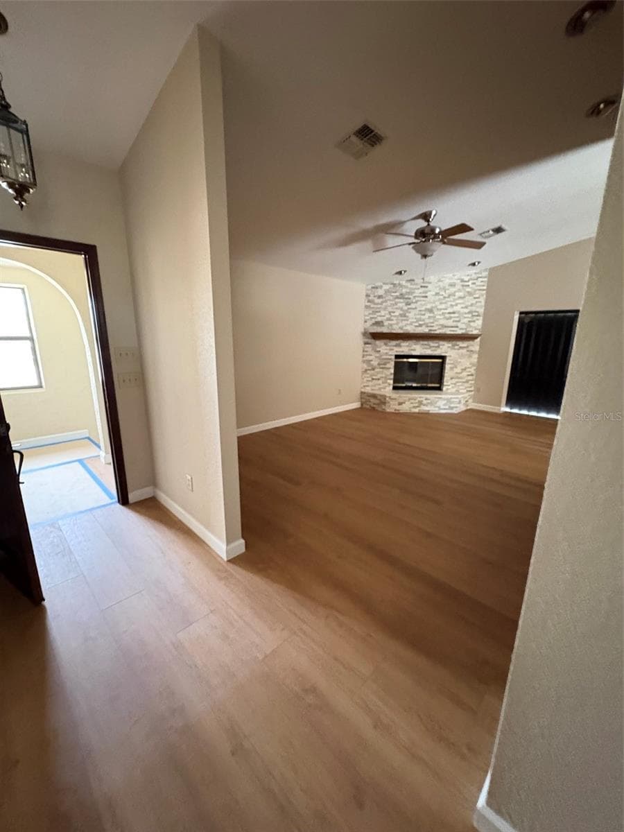 Living Room - 15810 REDINGTON DR, REDINGTON BEACH