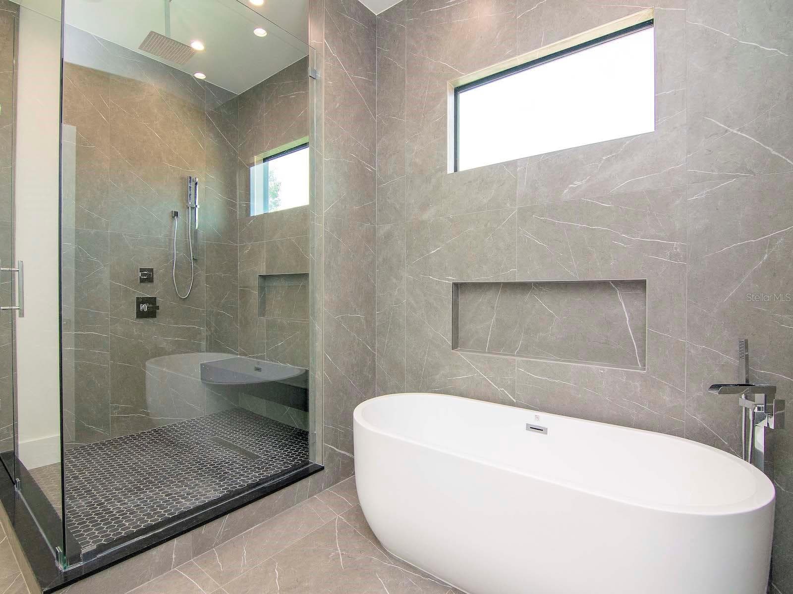 Example/Rendering Primary bath - 654 GENEVA PL, TAMPA