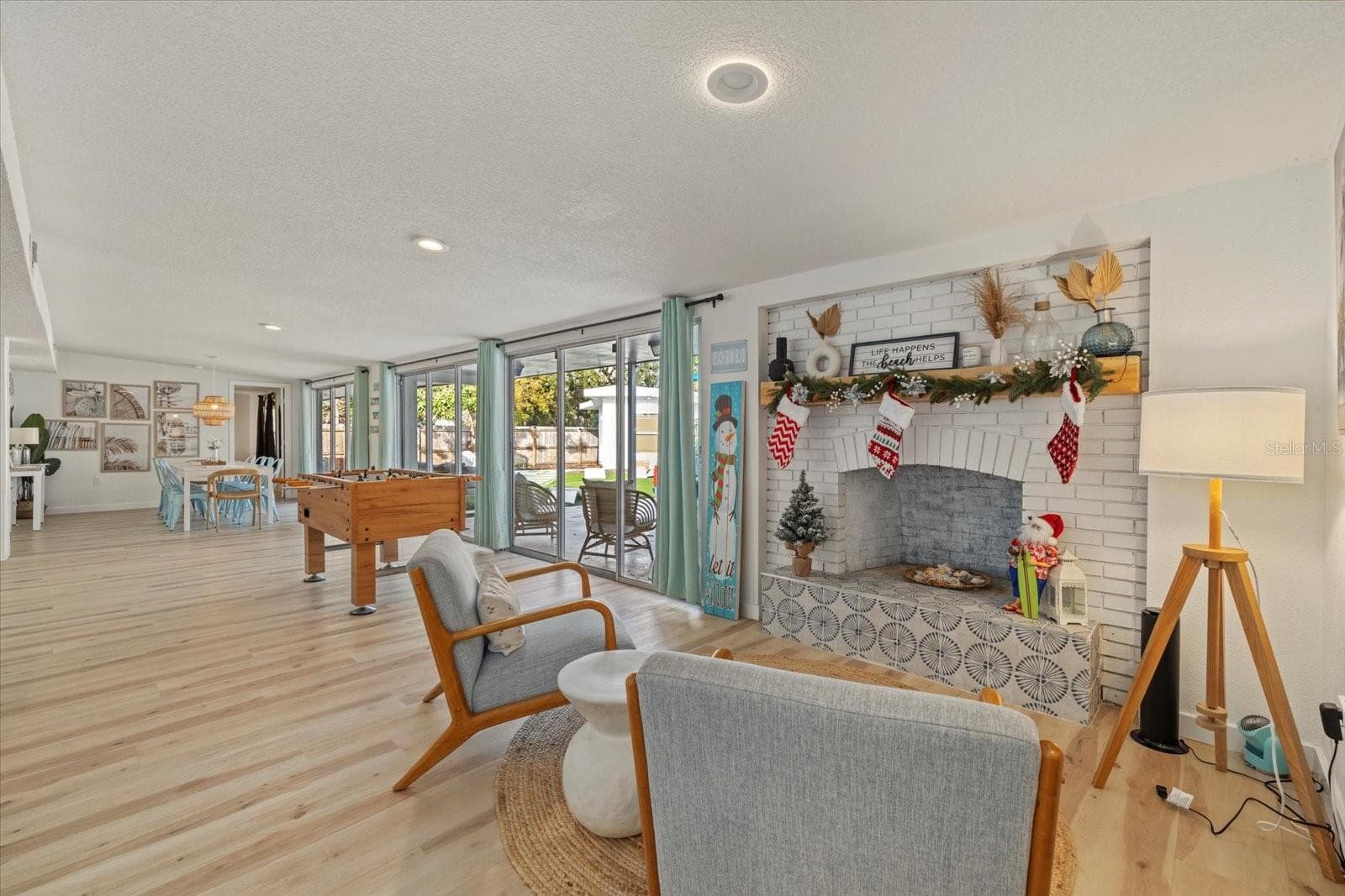 Additional Sitting Area - 2069 BOUGAINVILLEA ST, SARASOTA