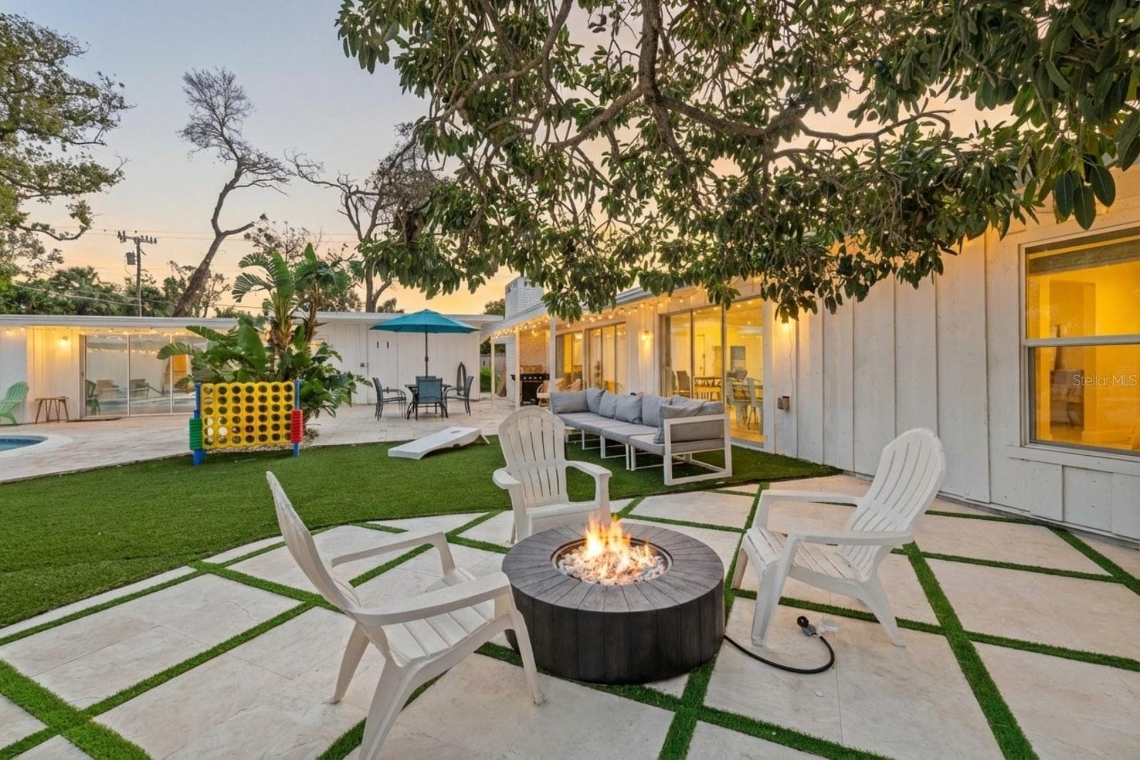 Firepit - 2069 BOUGAINVILLEA ST, SARASOTA
