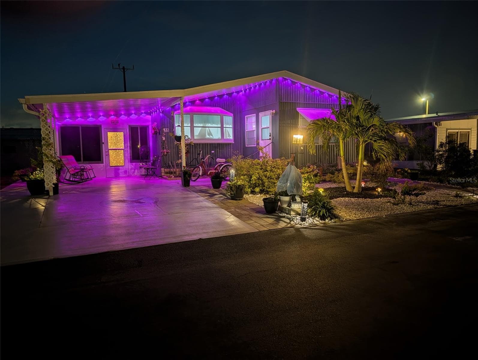 Manufactured Home at 5316 53RD AVE E #L11, BRADENTON, photo 2 of 46