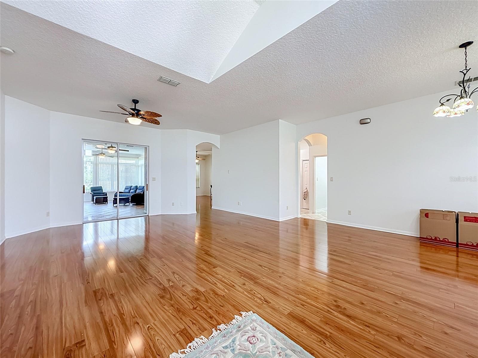 Single Family Residence at 4632 NOTTOWAY, LEESBURG, photo 10 of 78