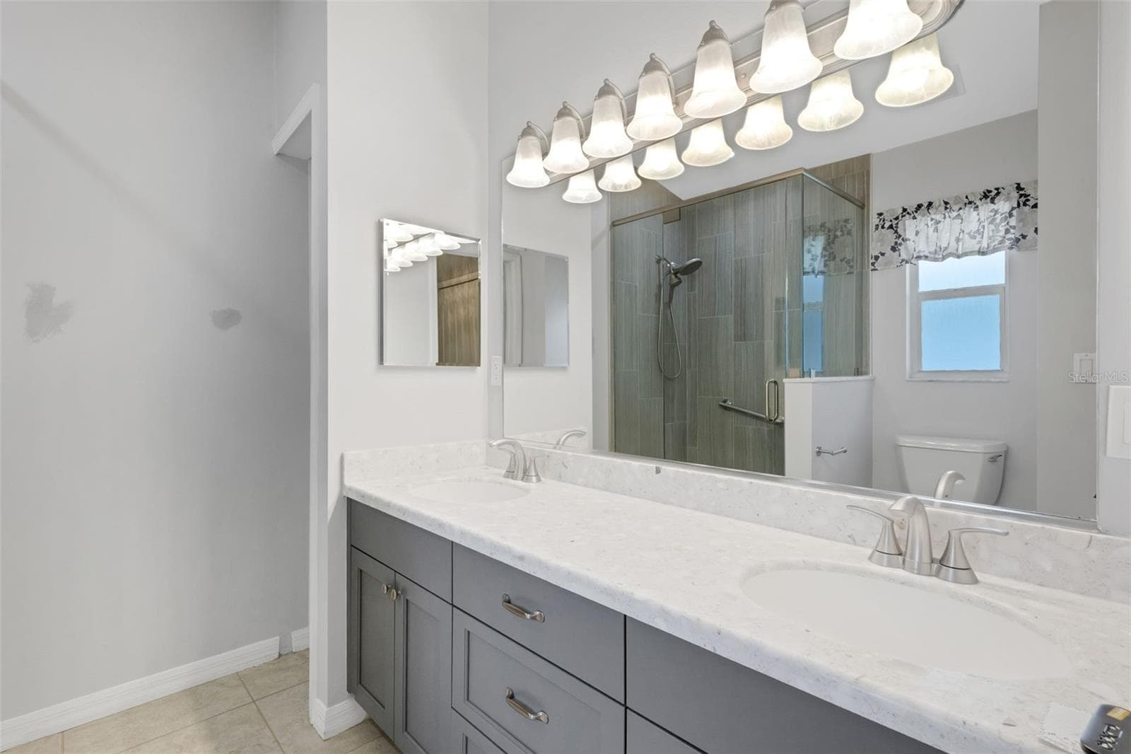 En-suite Bathroom - 4430 FERN DR, BRADENTON
