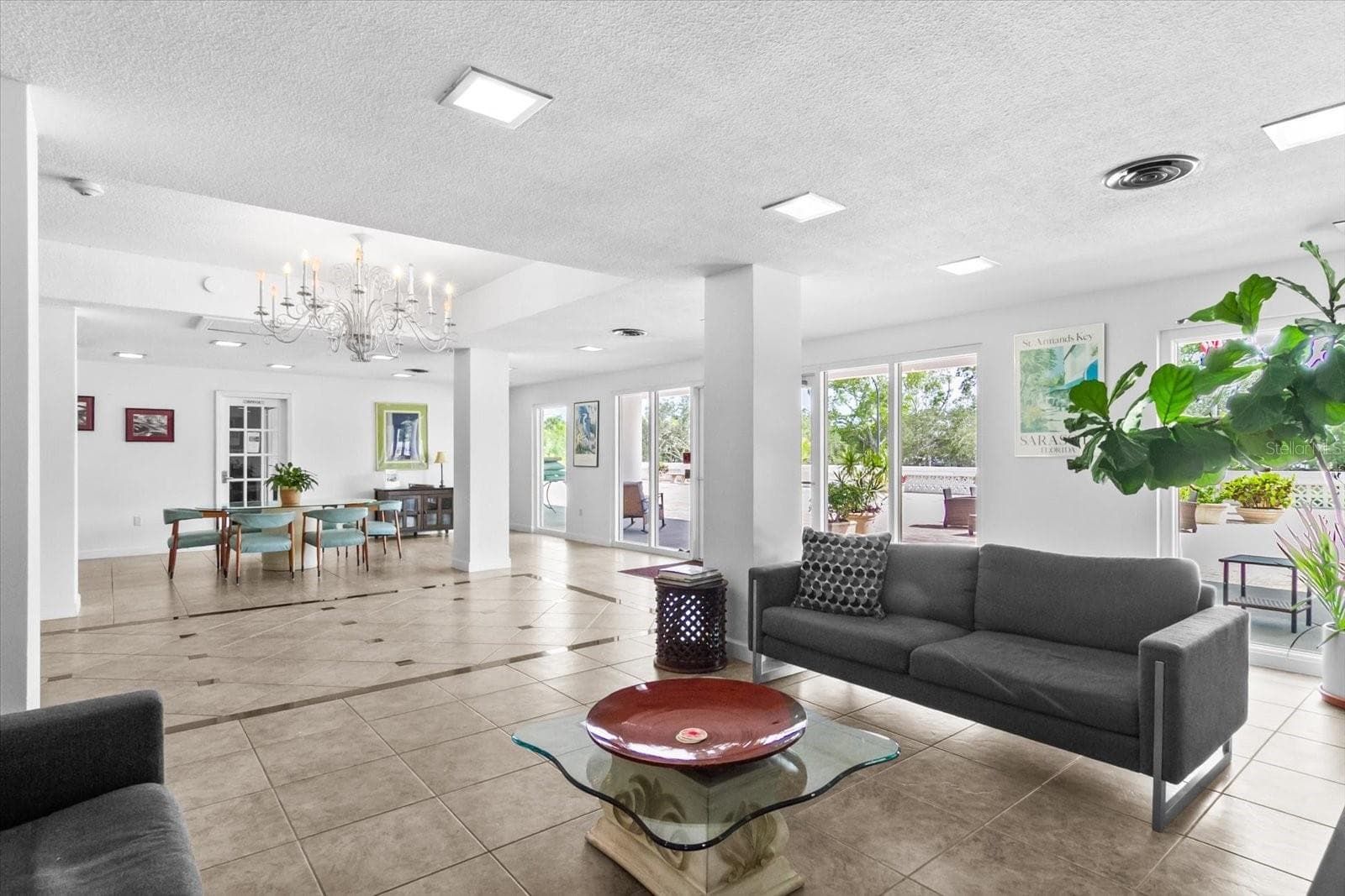 Condominium at 33 S GULFSTREAM AVE #305, SARASOTA, photo 8 of 30