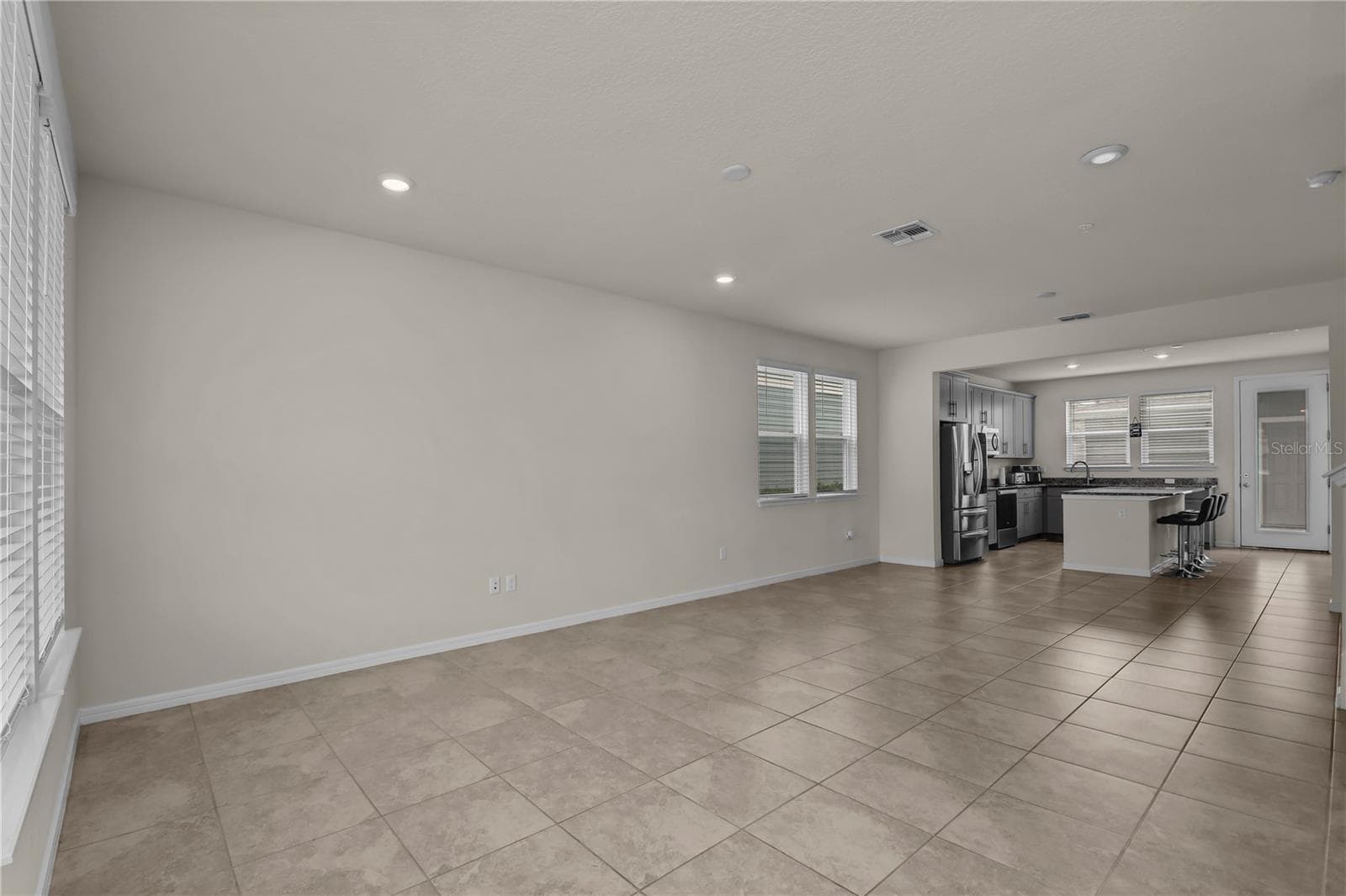 Townhouse at 14557 ORCHID ISLAND DR, ORLANDO, photo 7 of 35