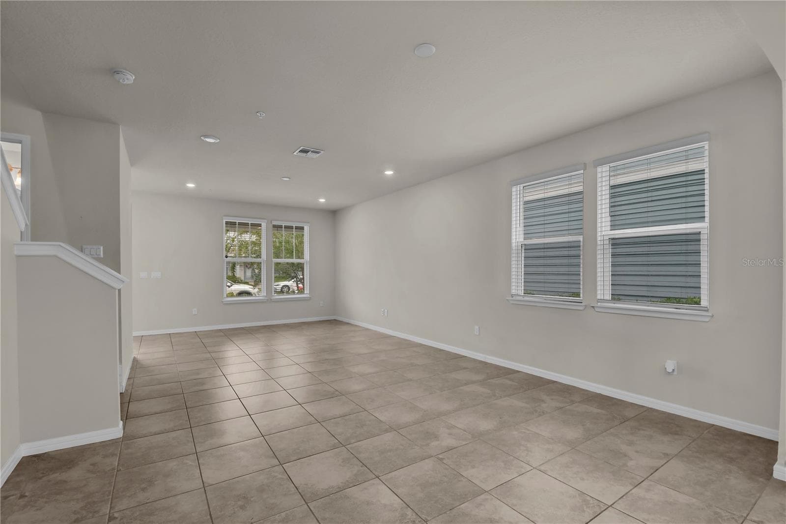 Townhouse at 14557 ORCHID ISLAND DR, ORLANDO, photo 9 of 35