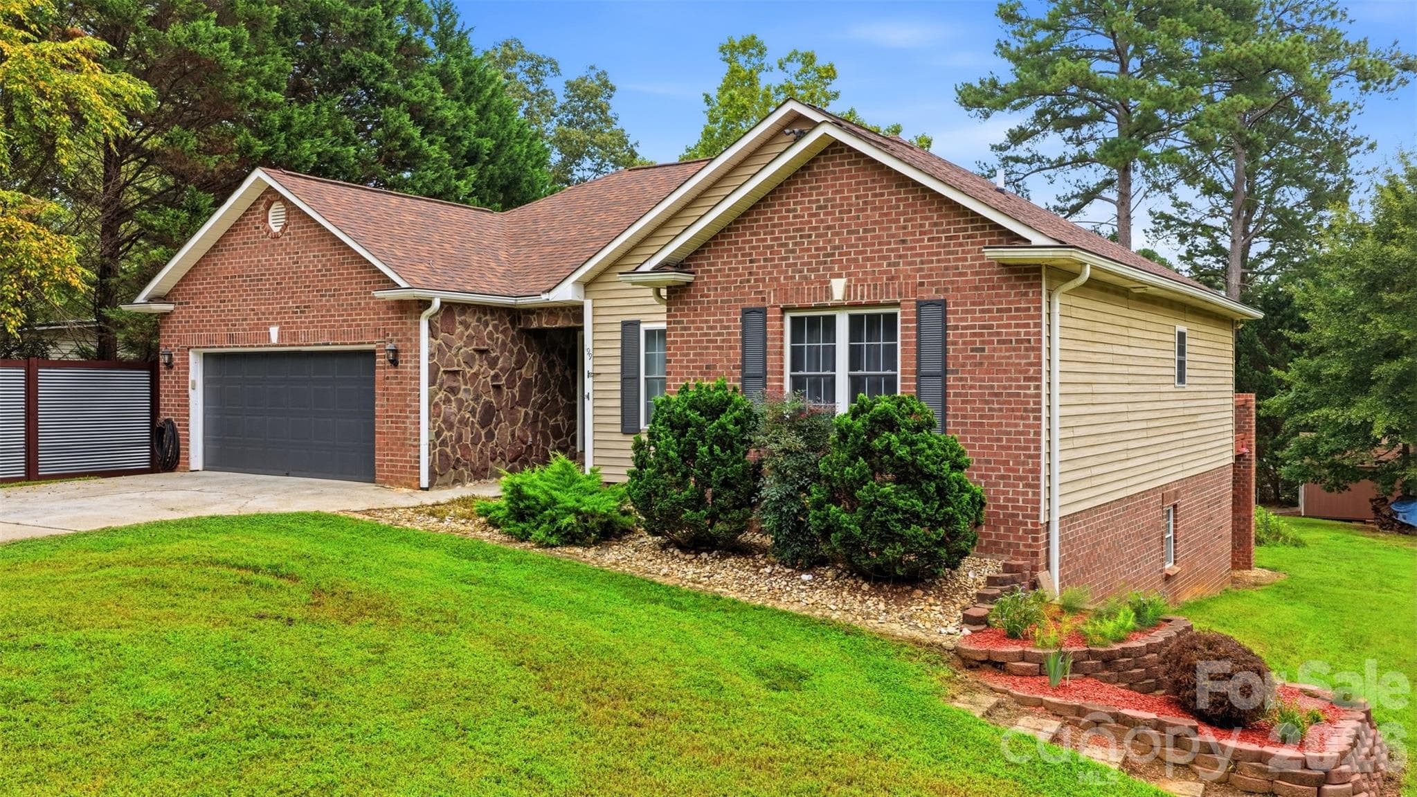Single Family Residence at 199 Bethlehem Manufacturing Lane, Hickory, photo 2 of 26