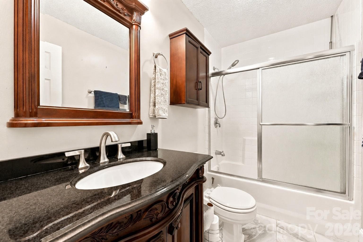 Main Full Bathroom - 199 Bethlehem Manufacturing Lane, Hickory
