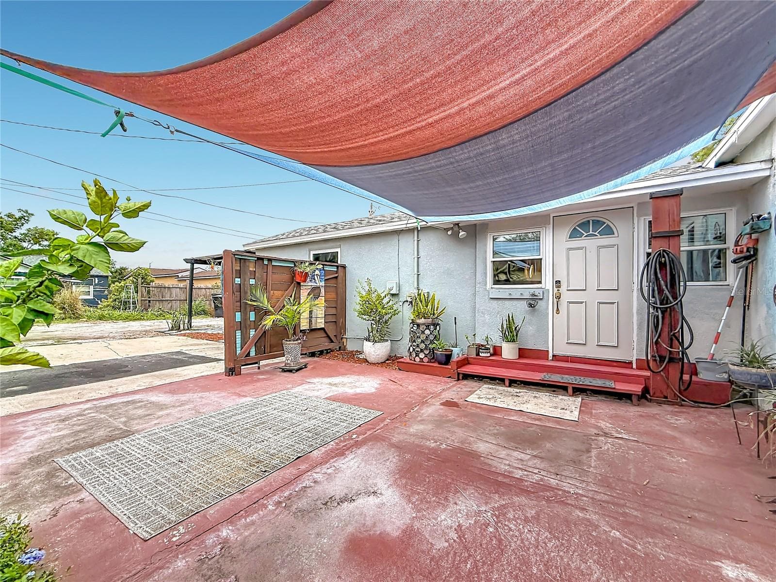 Rear Parking - 4831 FAIRFIELD AVE S, ST PETERSBURG