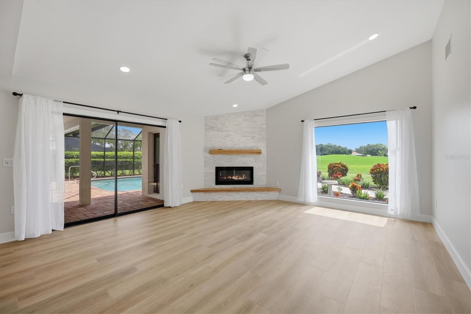 Single Family Residence at 8822 MISTY CREEK DR, SARASOTA, photo 20 of 67