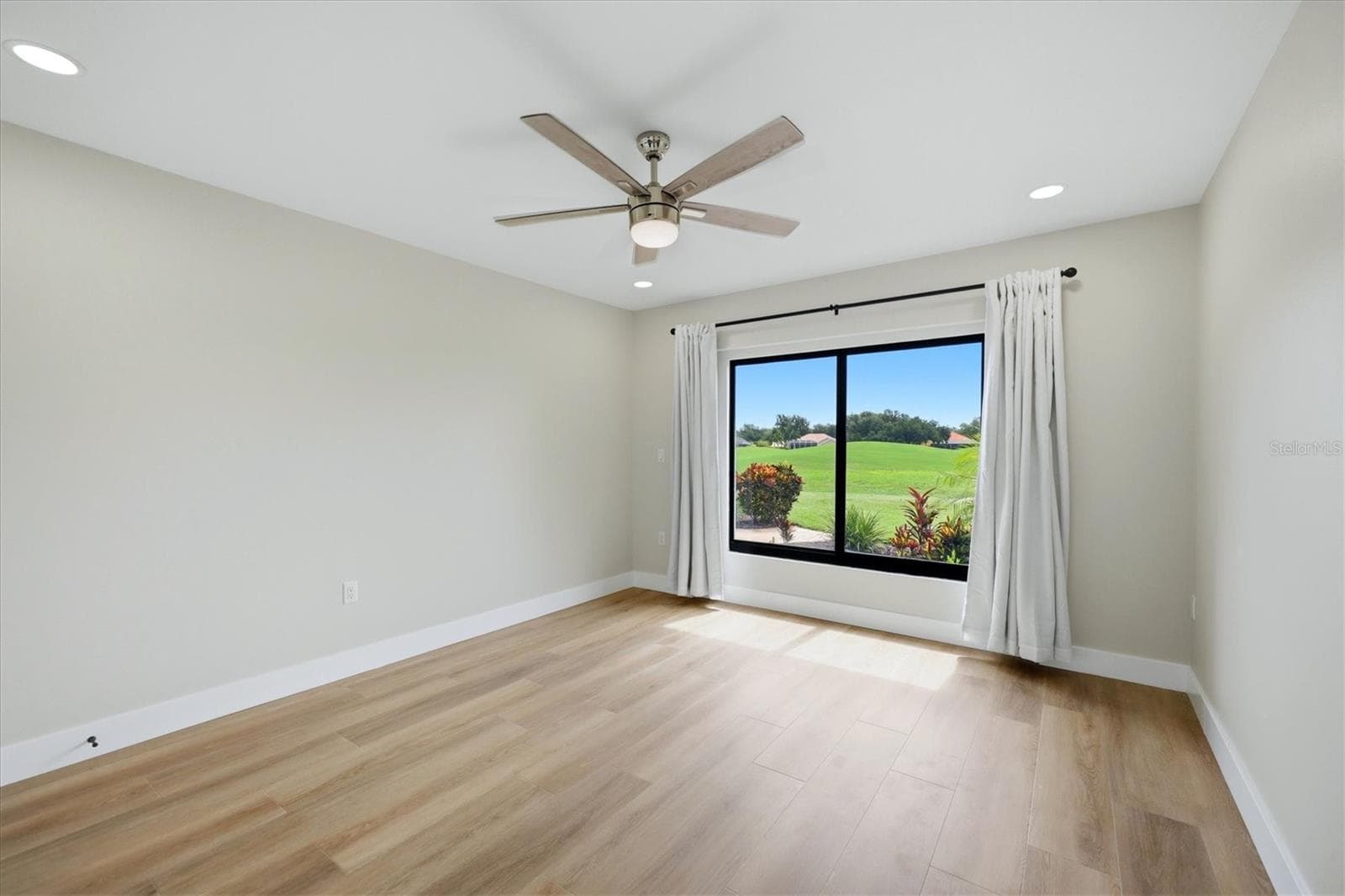 Single Family Residence at 8822 MISTY CREEK DR, SARASOTA, photo 34 of 67