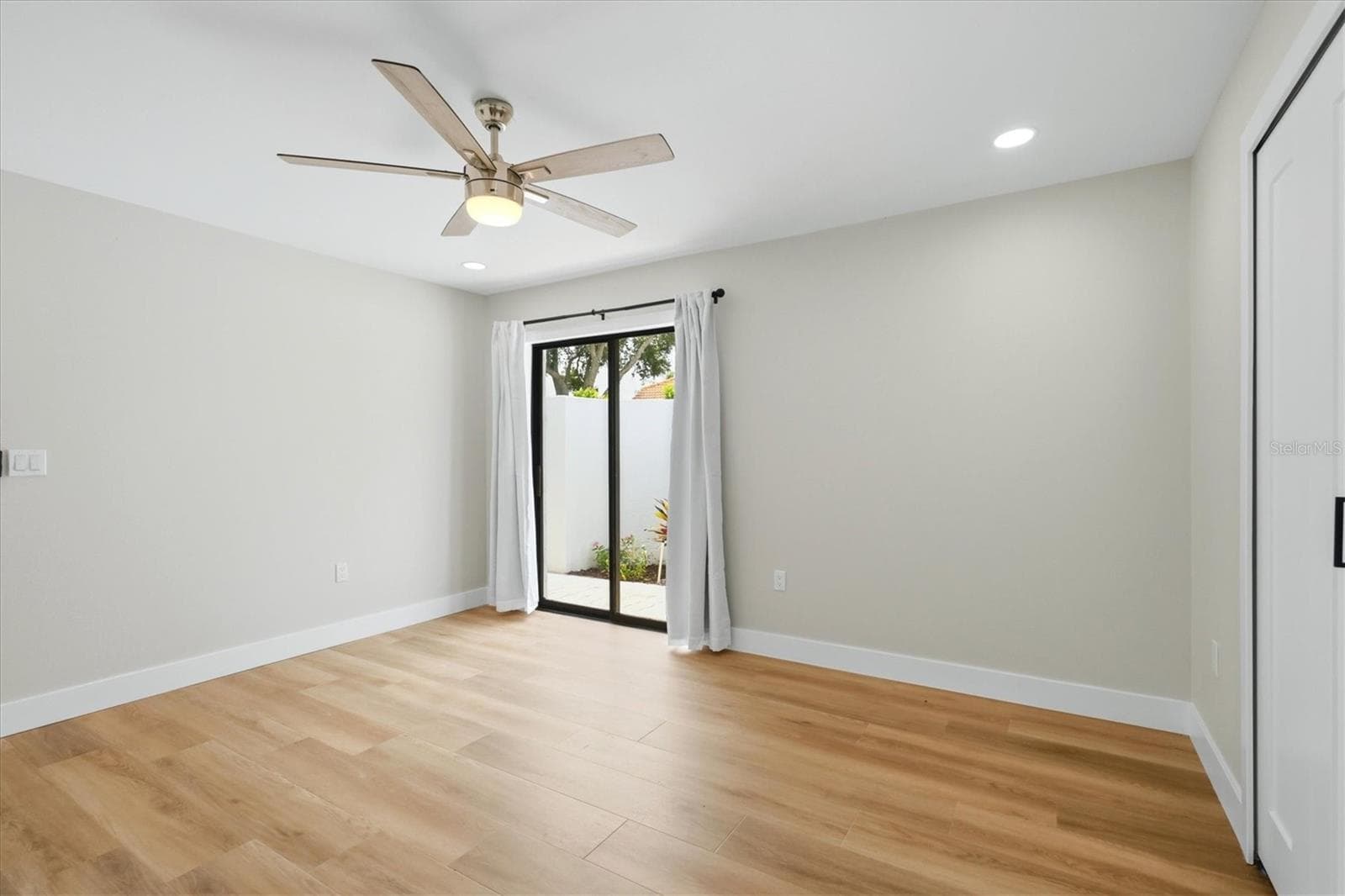 Single Family Residence at 8822 MISTY CREEK DR, SARASOTA, photo 38 of 67